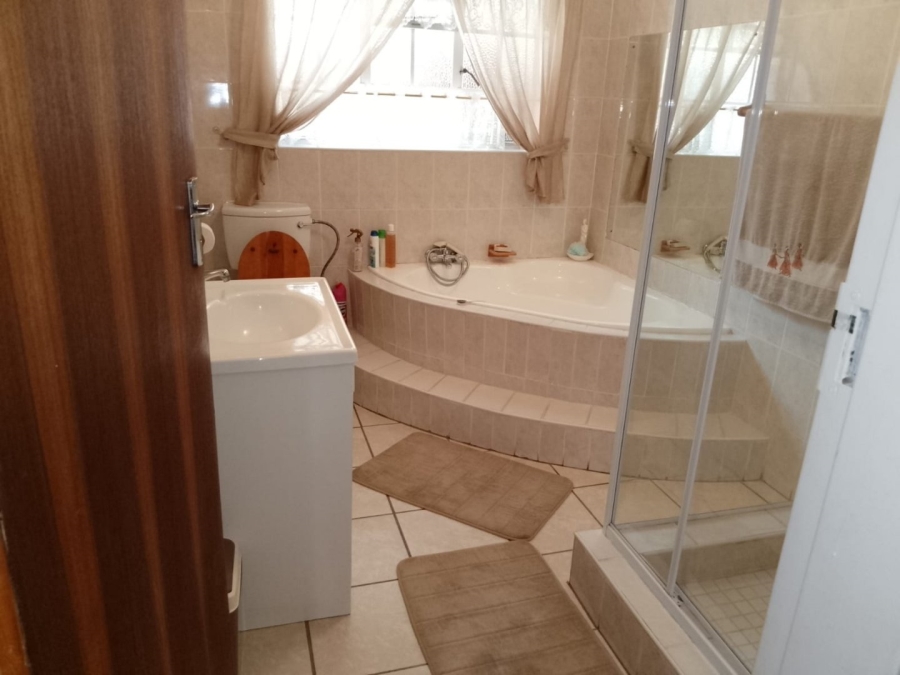 3 Bedroom Property for Sale in Orkney North West